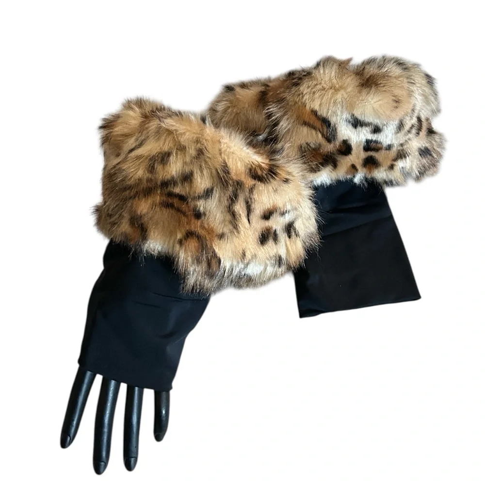 Cuffminks Leopard Faux Fur Cuffs Fingerless Wrist Warmers Gloves